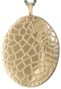 L9005 25 oval locket with reptile