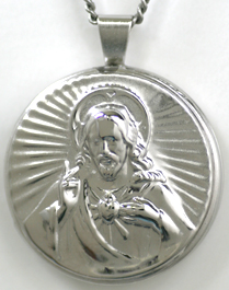 L2005 30mm round sacred heart locket