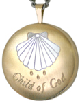 L1005 Baptism Shell round locket