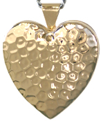 L6001 hammered stock 25mm heart locket